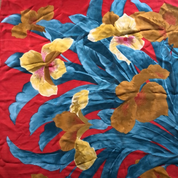 VTG Christian Fischbacher Signature Silk Scarf Stunning Iris Floral Pattern - Picture 12 of 15